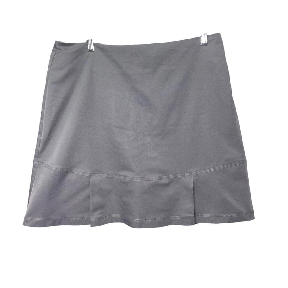Adidas Women's Gray Athletic Skirt with Shorts and pockets   Size 12